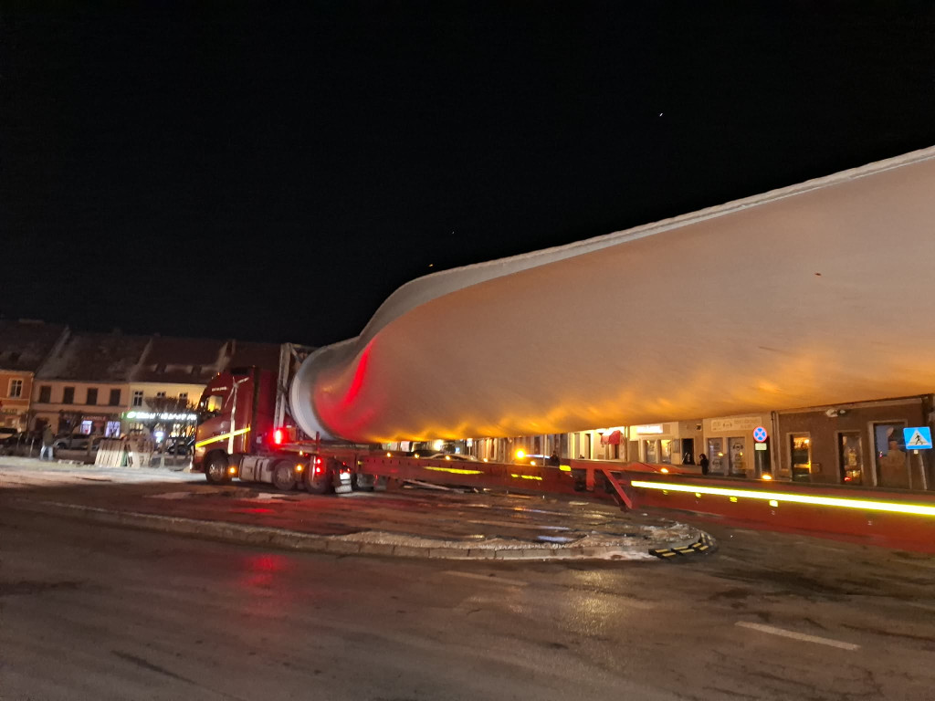 Przejazd kolosów przez Śmigiel