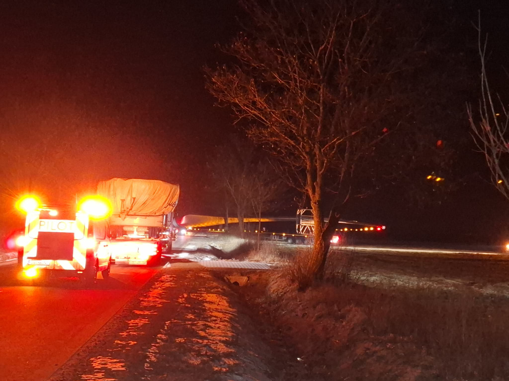 Przejazd kolosów przez Śmigiel