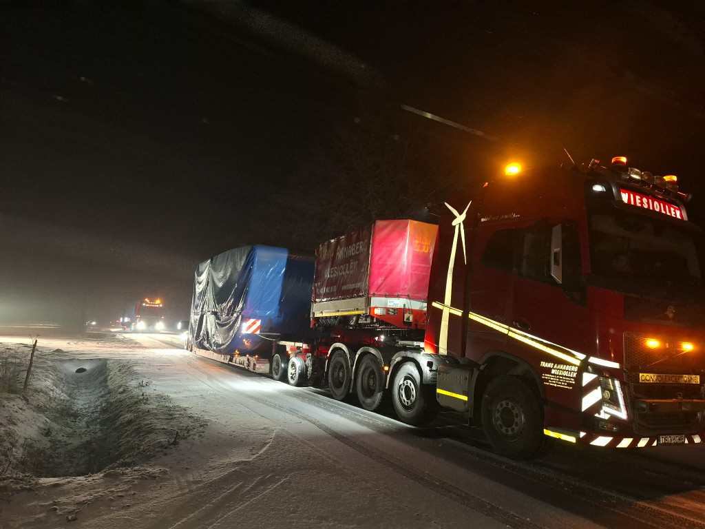 Przejazd kolosów przez Śmigiel