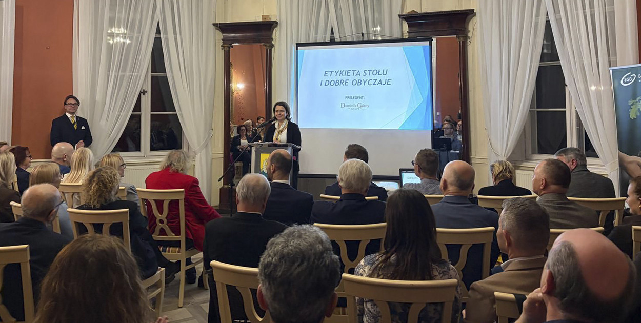 Spotkanie w Pałacu w Racocie o savoir-vivre