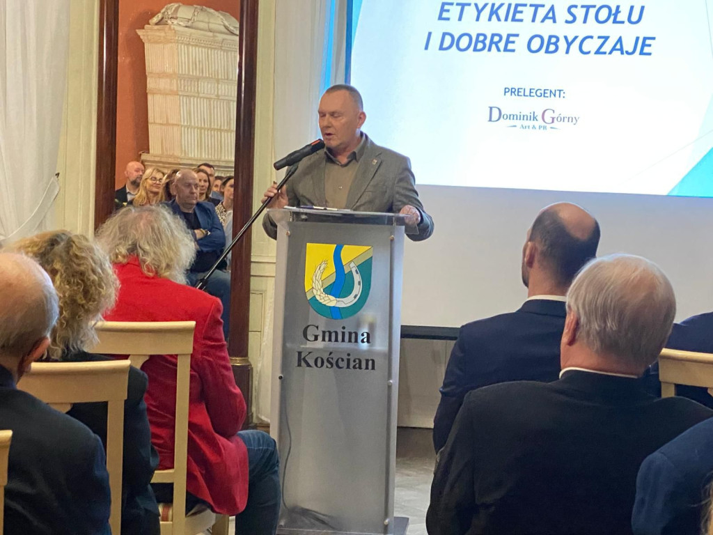 Spotkanie w Pałacu w Racocie o savoir-vivre