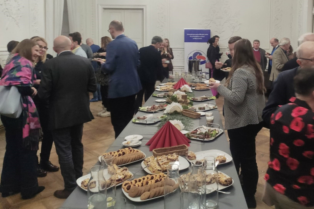 Spotkanie w Pałacu w Racocie o savoir-vivre