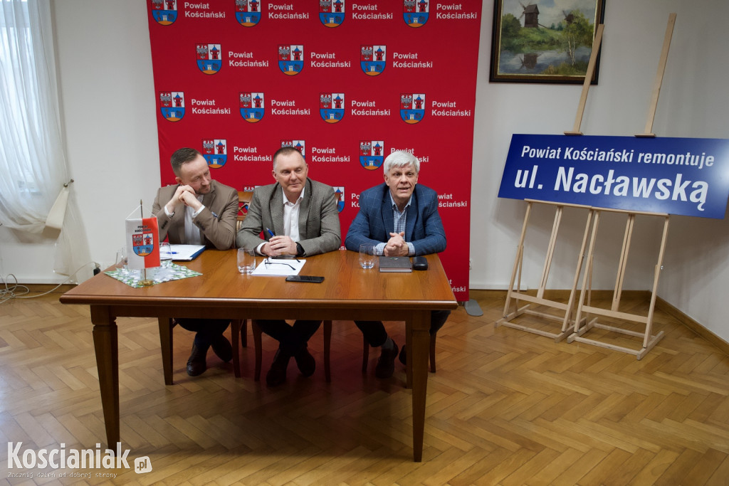 Starostowie opowiadają o remoncie Nacławskiej