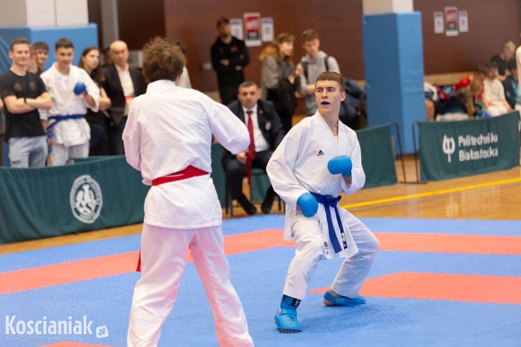 Aleksander Opas z trzema medalami Mistrzostw