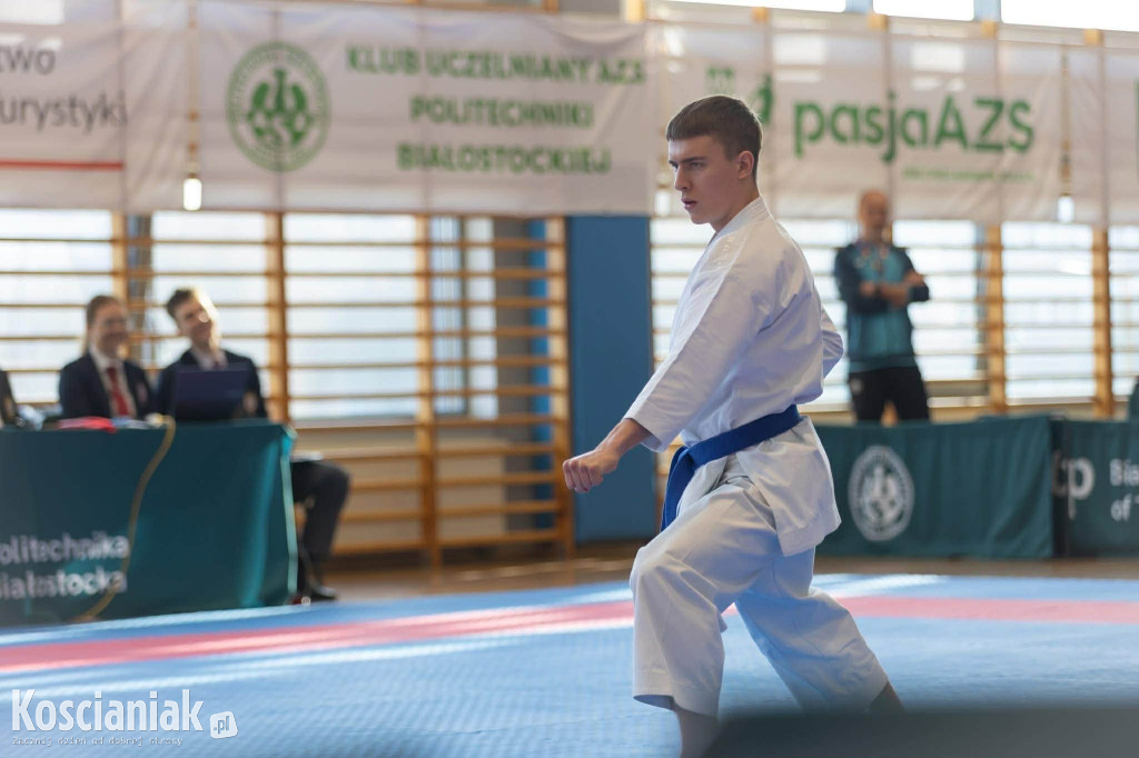 Aleksander Opas z trzema medalami Mistrzostw