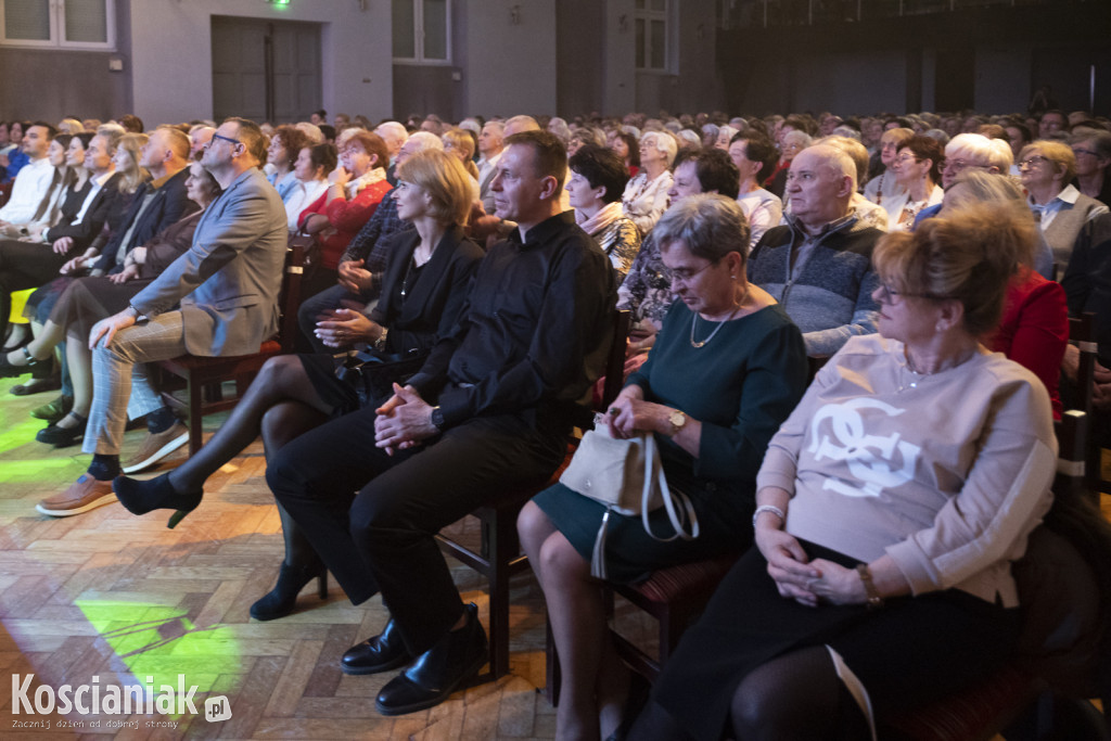 Robert Rozmus wystąpił w Kościanie na Dzień Kobiet