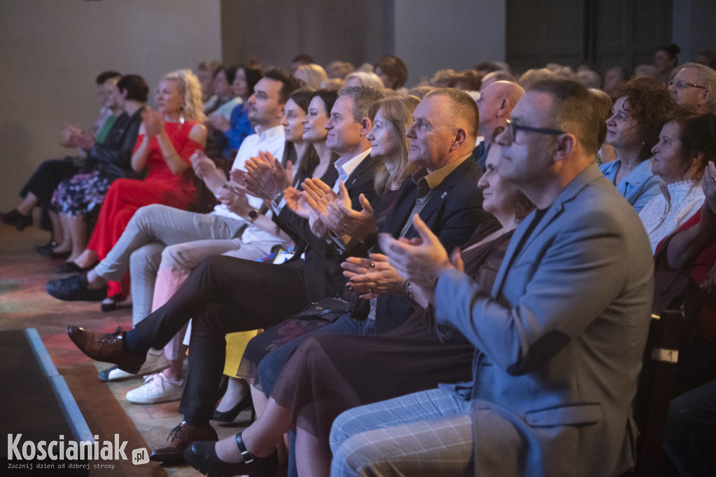 Robert Rozmus wystąpił w Kościanie na Dzień Kobiet