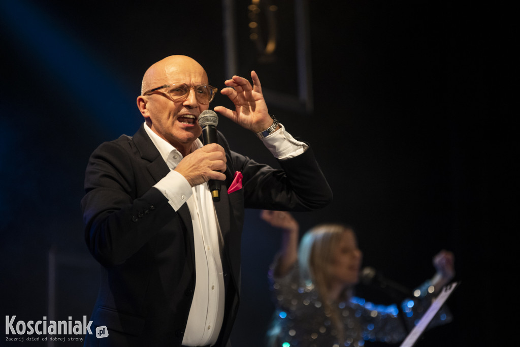 Robert Rozmus wystąpił w Kościanie na Dzień Kobiet