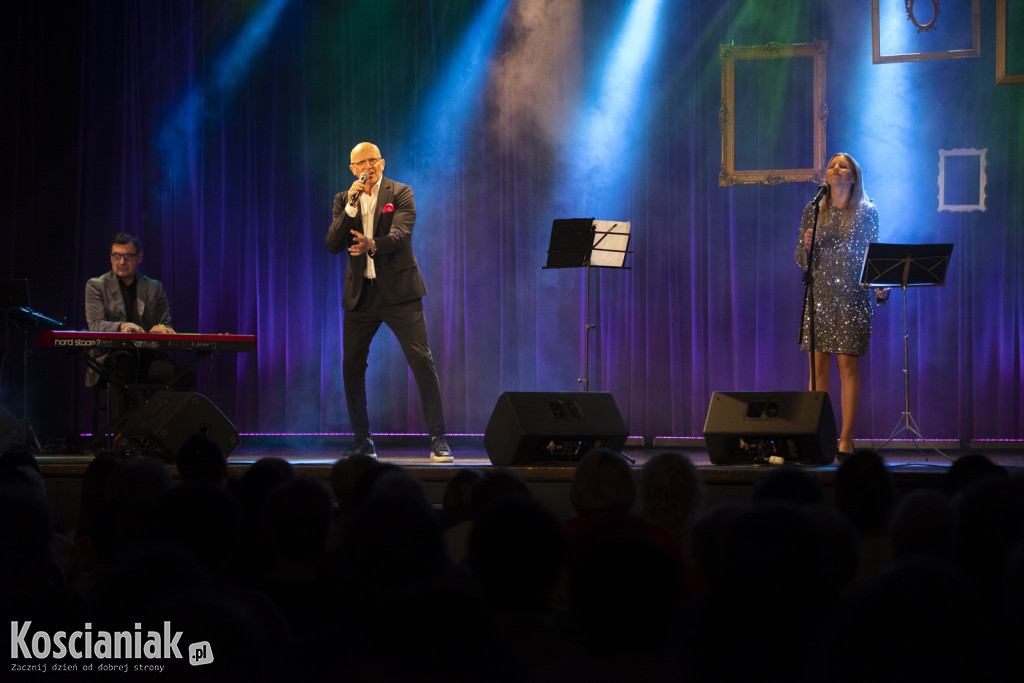 Robert Rozmus wystąpił w Kościanie na Dzień Kobiet