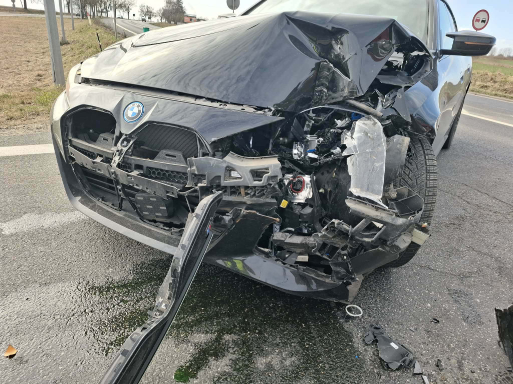 Zderzenie ciągnika z BMW