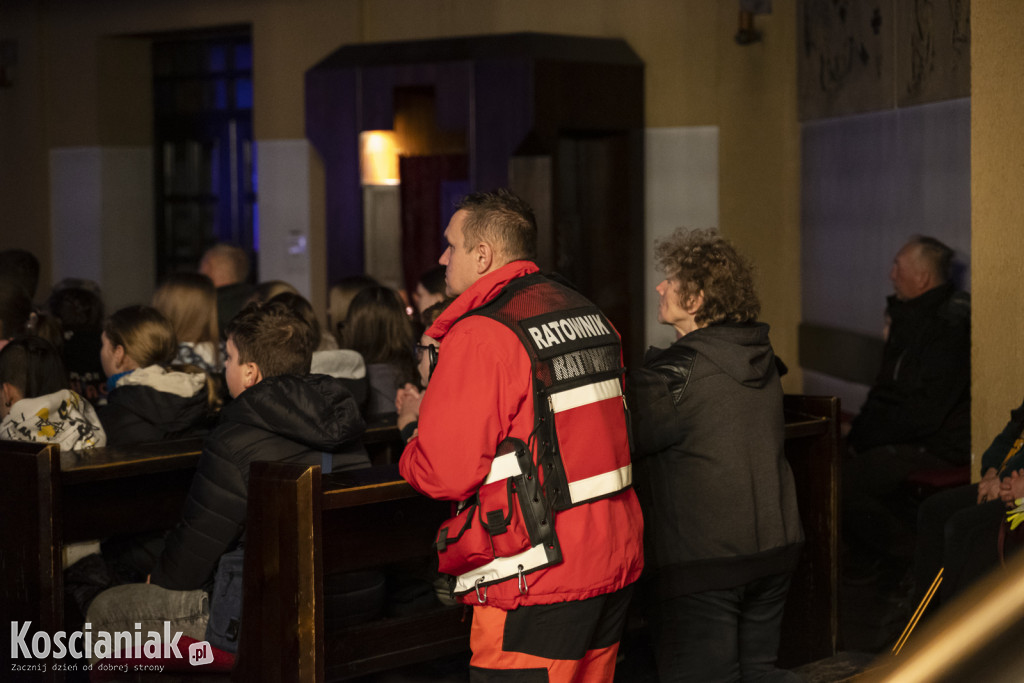 X Nocna Piesza Droga Krzyżowa z Kościana