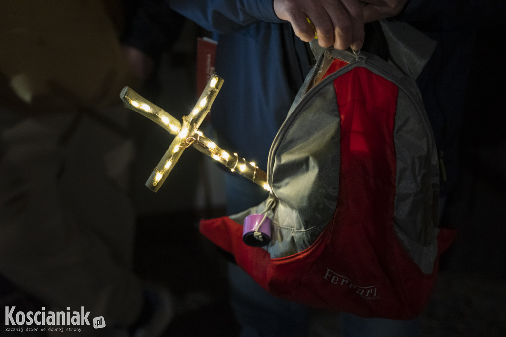 X Nocna Piesza Droga Krzyżowa z Kościana