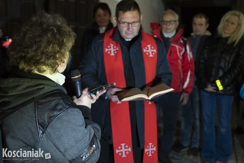 X Nocna Piesza Droga Krzyżowa z Kościana