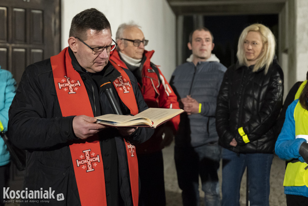 X Nocna Piesza Droga Krzyżowa z Kościana