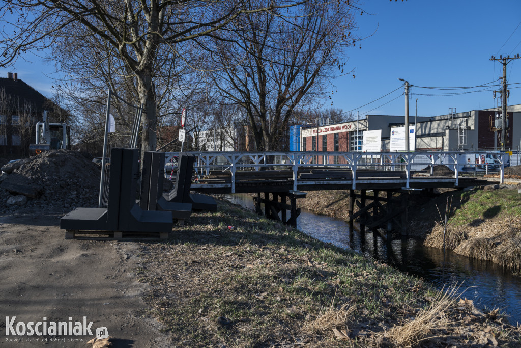 Trwa remont mostu na Łazienkach