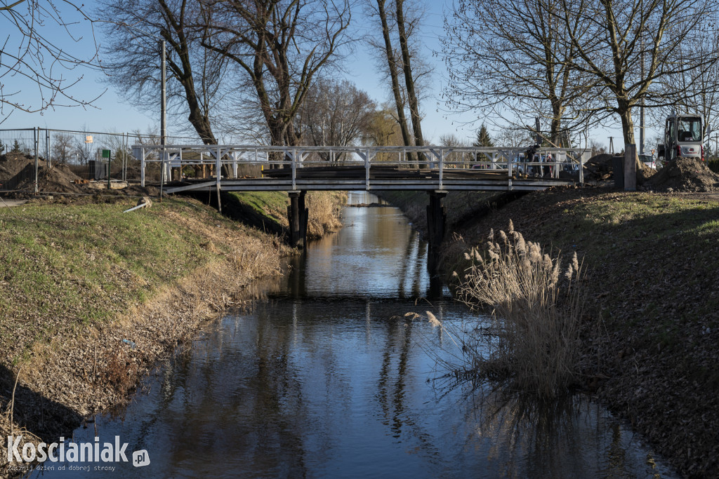Trwa remont mostu na Łazienkach