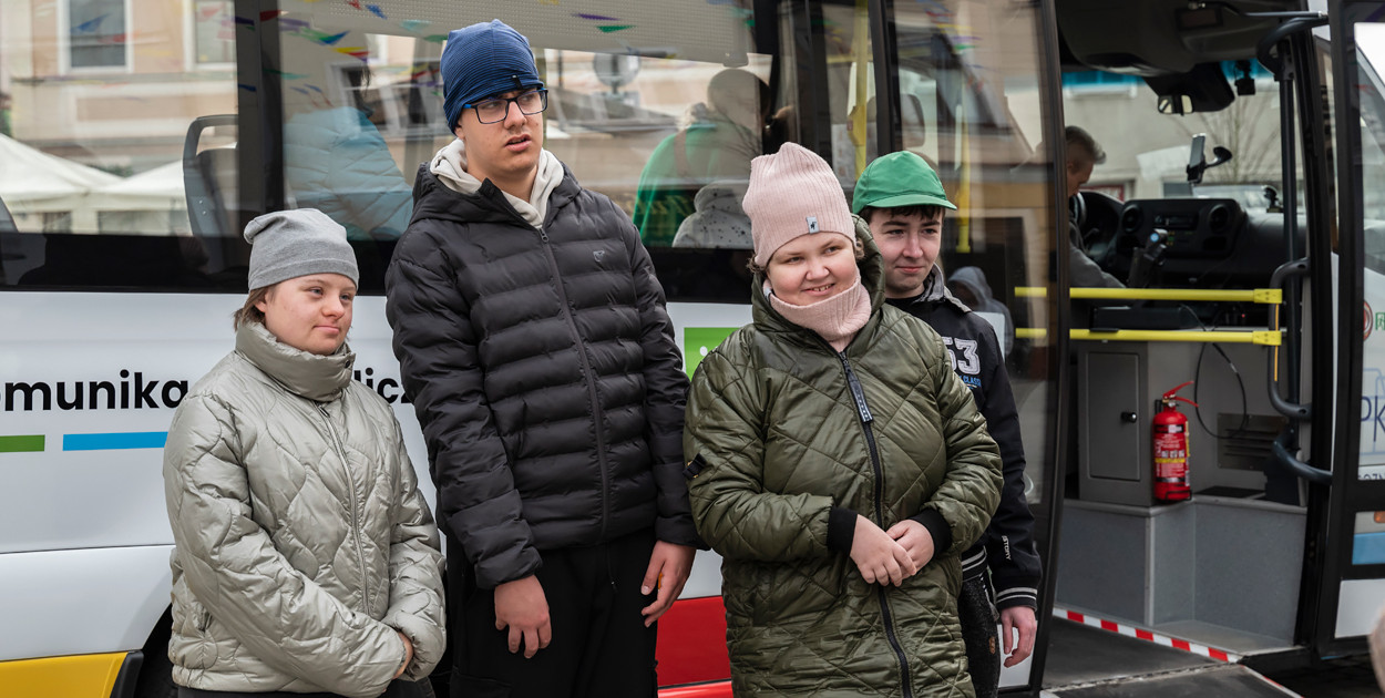 Prezentacja autobusów na Rynku w Kościanie