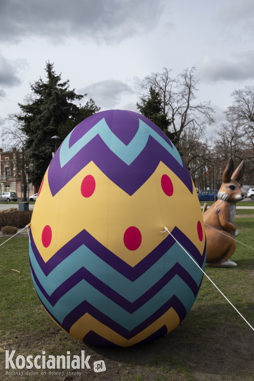 Ozdoby wielkanocne i wiosenne w Kościanie