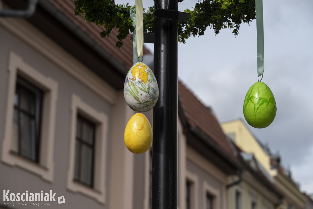 Ozdoby wielkanocne i wiosenne w Kościanie