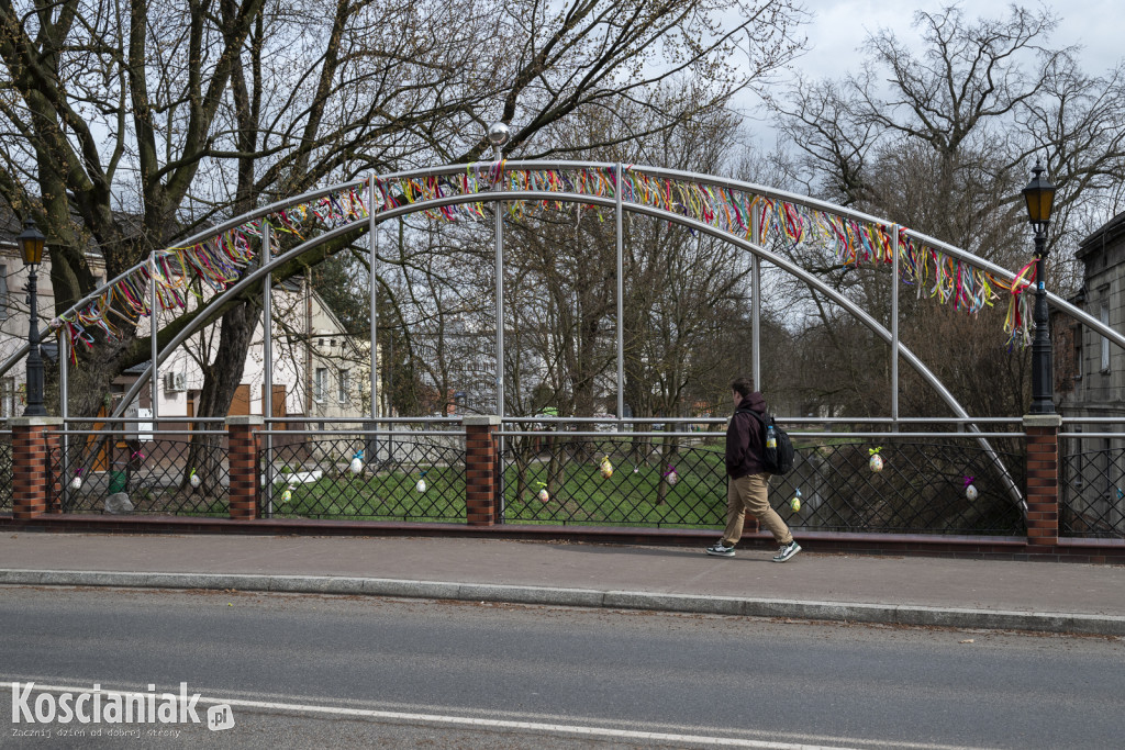 Ozdoby wielkanocne i wiosenne w Kościanie