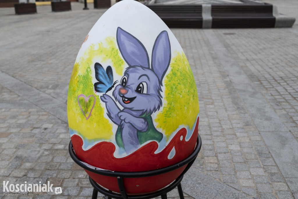 Ozdoby wielkanocne i wiosenne w Kościanie