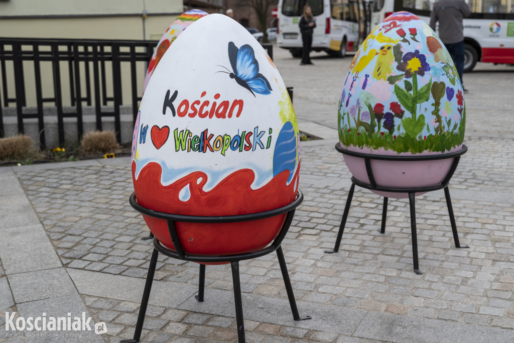 Ozdoby wielkanocne i wiosenne w Kościanie