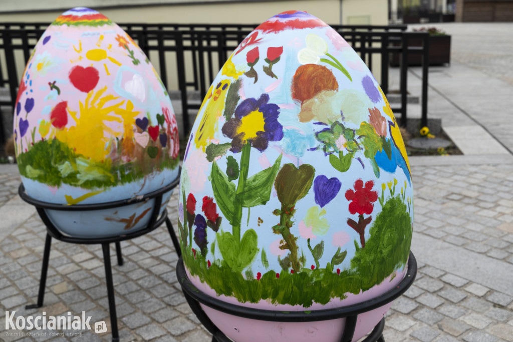 Ozdoby wielkanocne i wiosenne w Kościanie