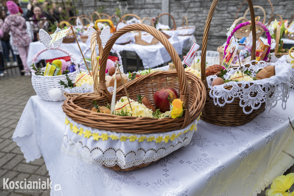 Święconka w Kiełczewie w obiektywie