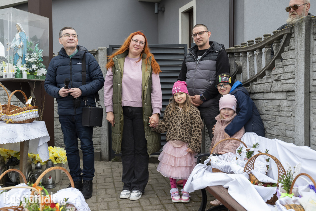 Święconka w Kiełczewie w obiektywie