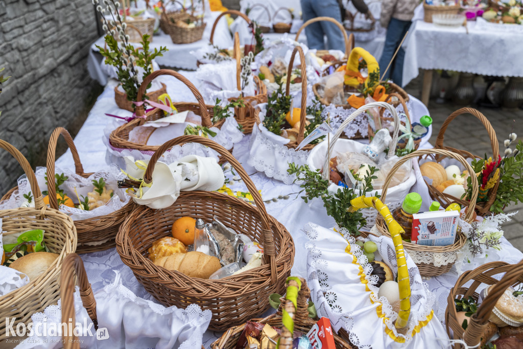 Święconka w Kiełczewie w obiektywie