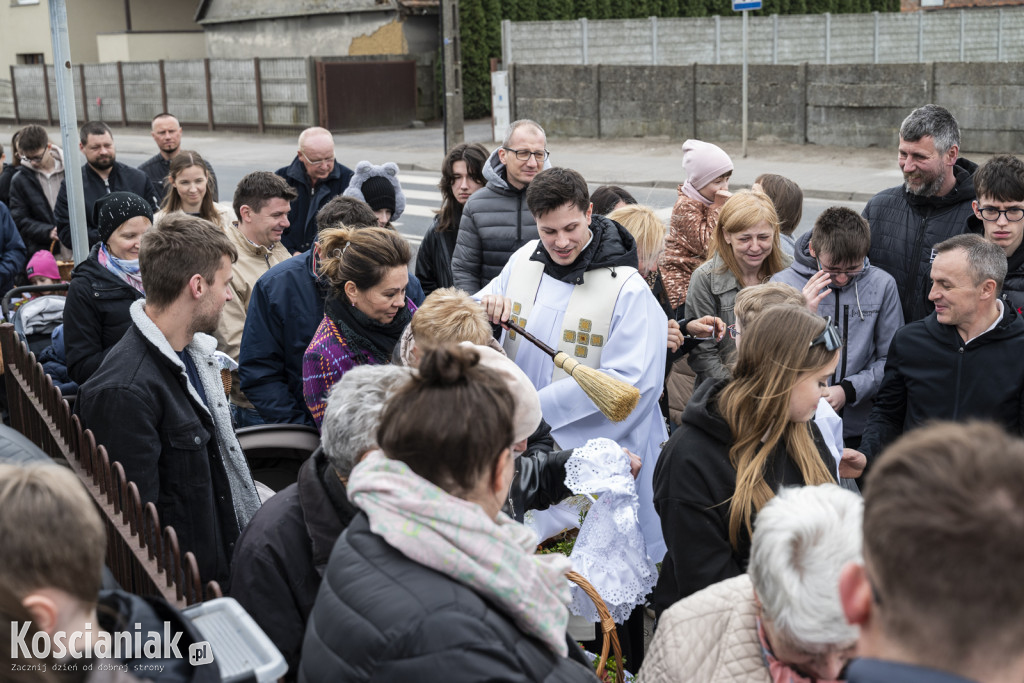 Święconka w Kiełczewie w obiektywie