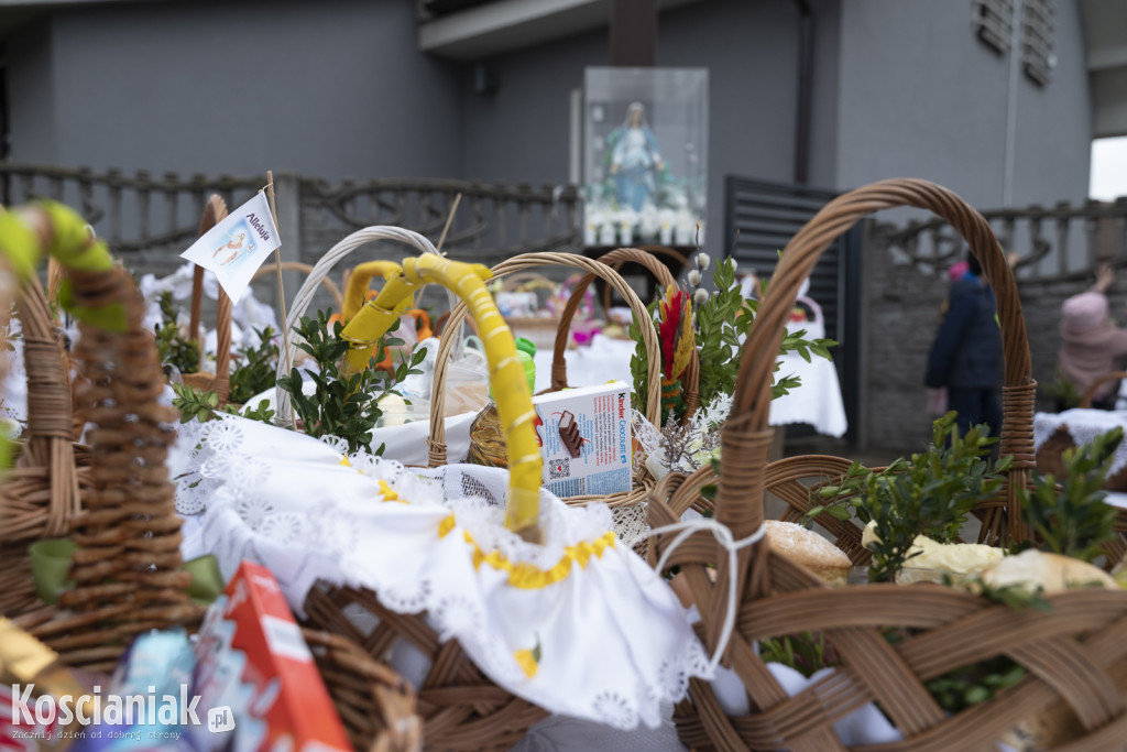 Święconka w Kiełczewie w obiektywie