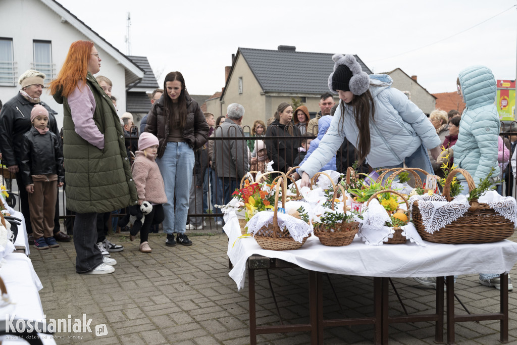 Święconka w Kiełczewie w obiektywie