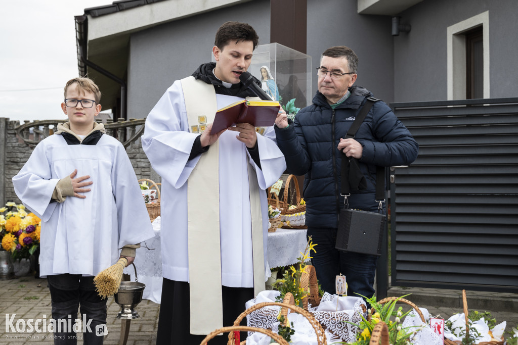 Święconka w Kiełczewie w obiektywie