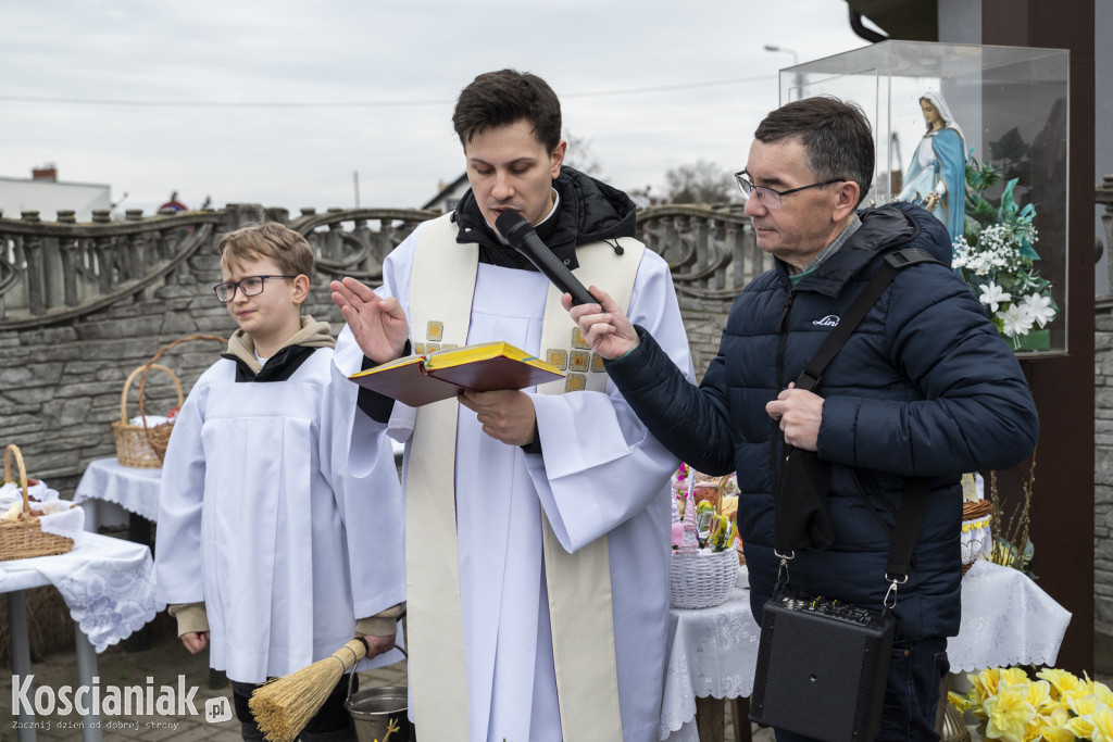 Święconka w Kiełczewie w obiektywie