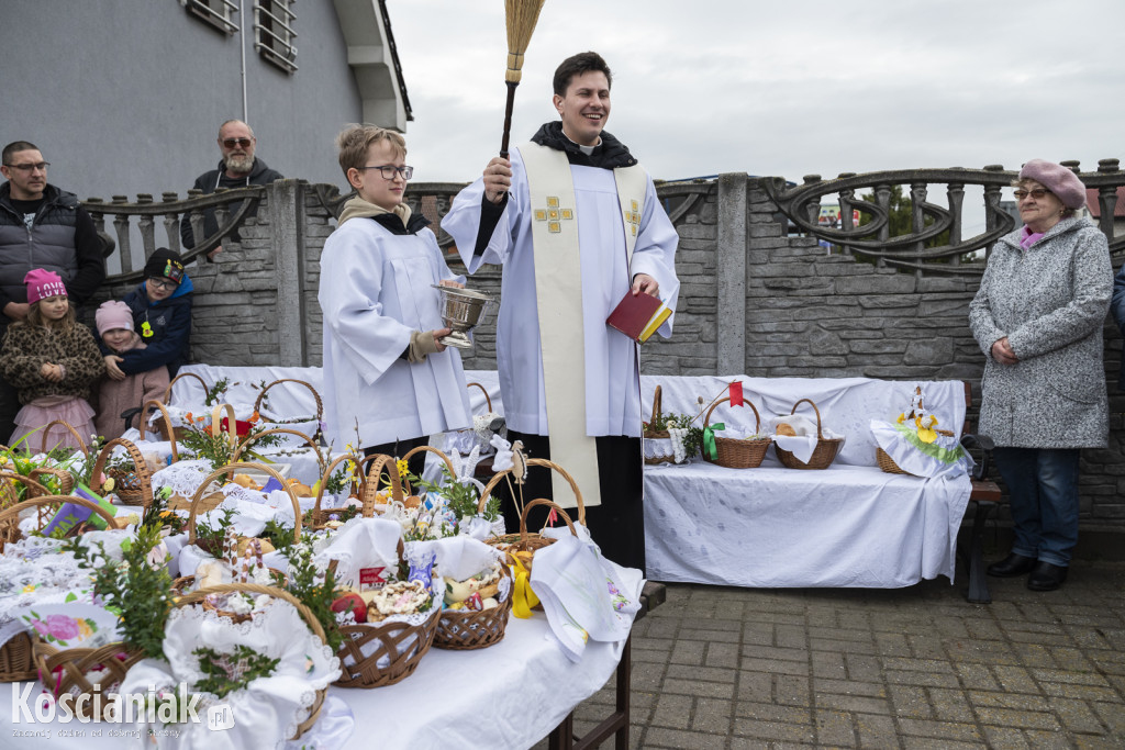 Święconka w Kiełczewie w obiektywie
