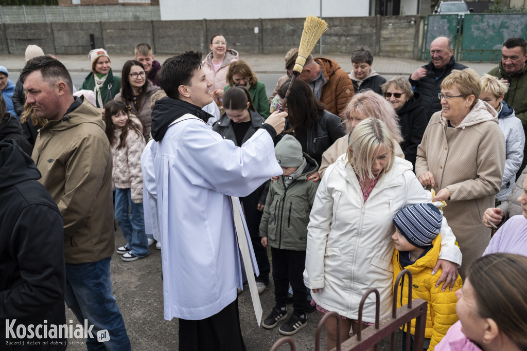 Święconka w Kiełczewie w obiektywie