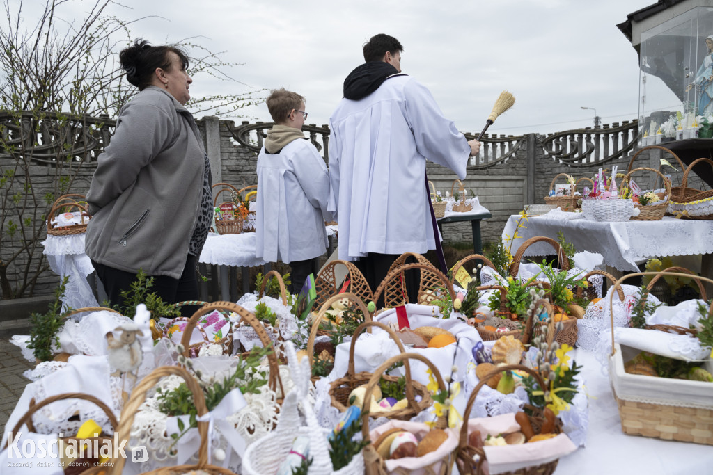 Święconka w Kiełczewie w obiektywie