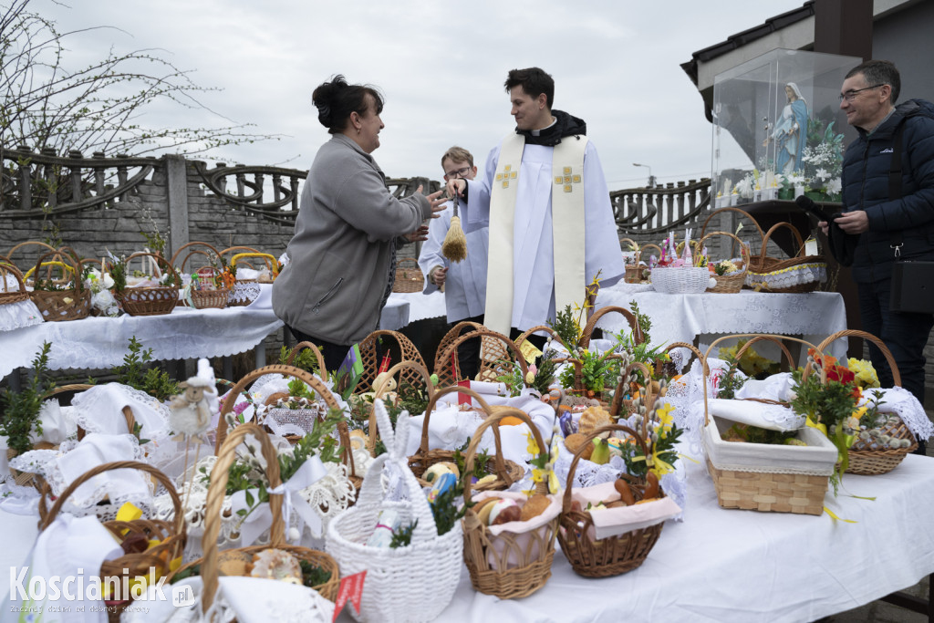 Święconka w Kiełczewie w obiektywie