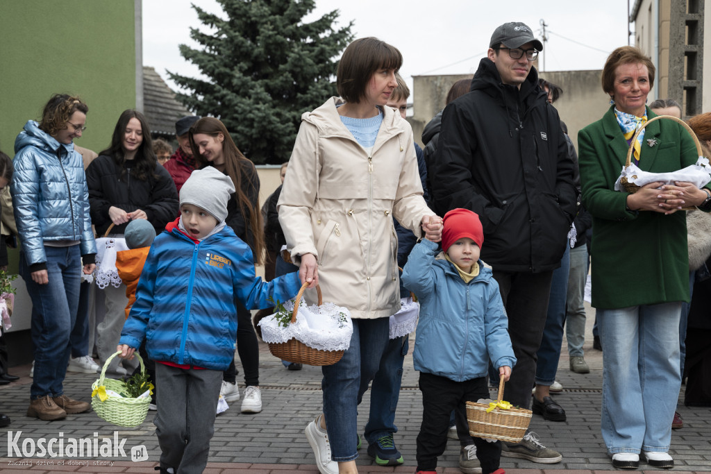 Święconka w Kiełczewie w obiektywie
