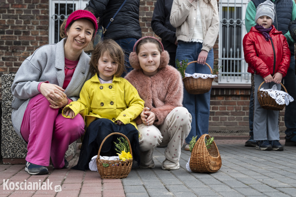 Święconka w Kiełczewie w obiektywie