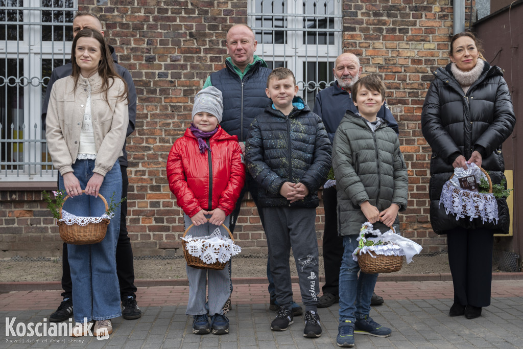 Święconka w Kiełczewie w obiektywie