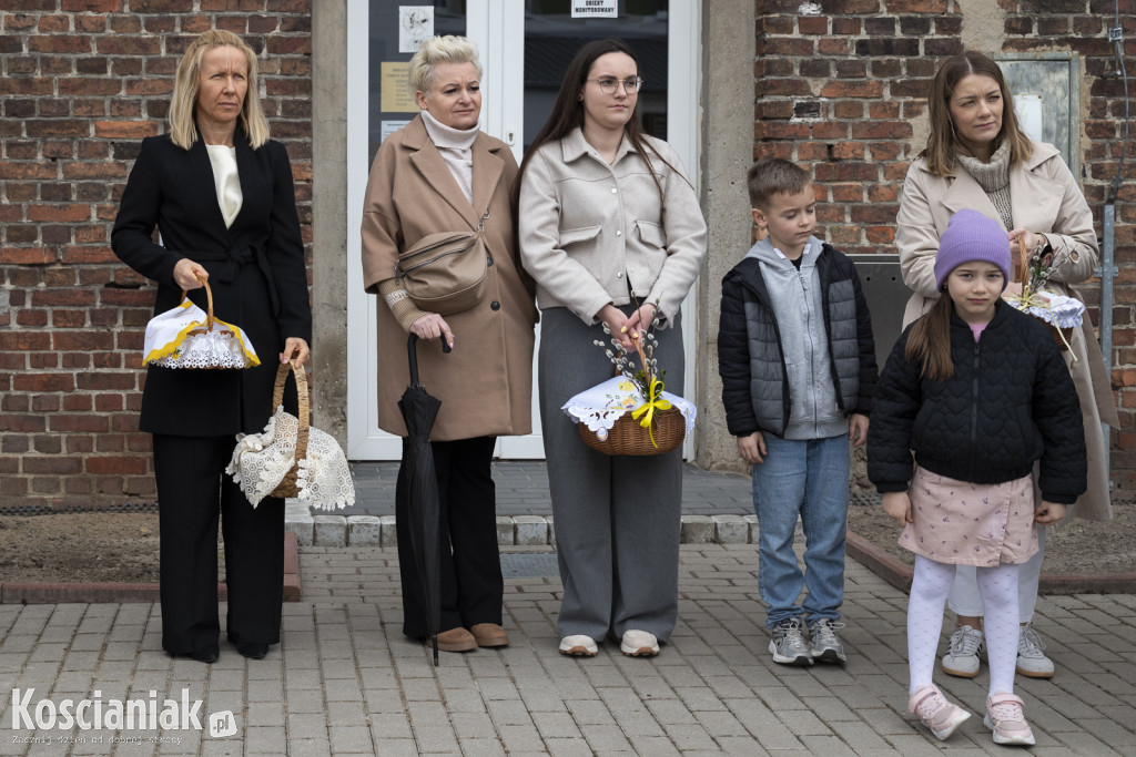 Święconka w Kiełczewie w obiektywie