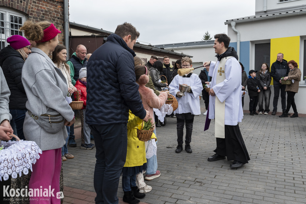 Święconka w Kiełczewie w obiektywie