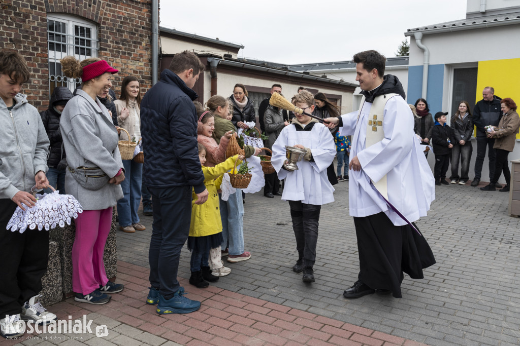 Święconka w Kiełczewie w obiektywie