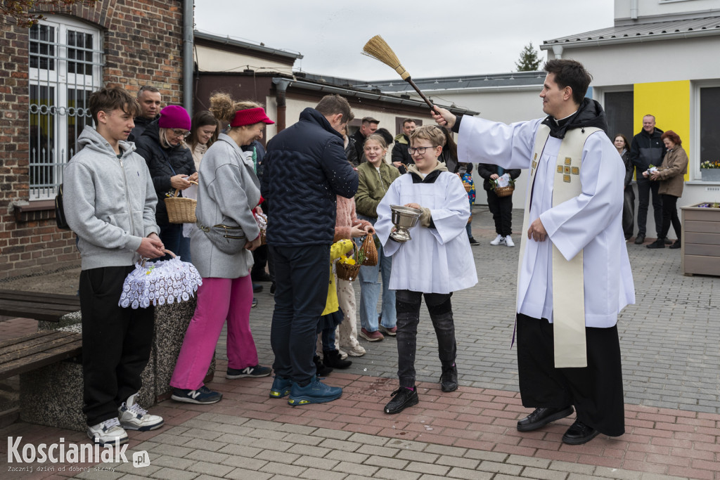 Święconka w Kiełczewie w obiektywie