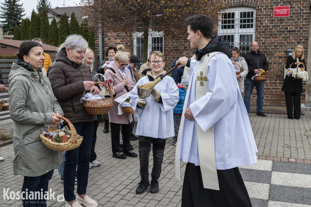 Święconka w Kiełczewie w obiektywie