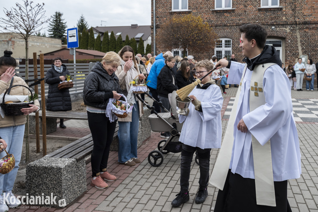 Święconka w Kiełczewie w obiektywie