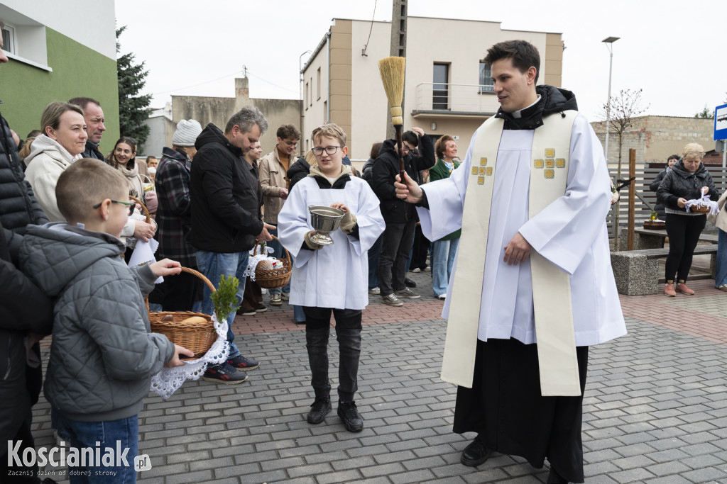 Święconka w Kiełczewie w obiektywie