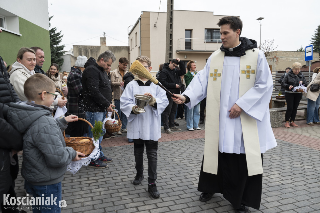 Święconka w Kiełczewie w obiektywie